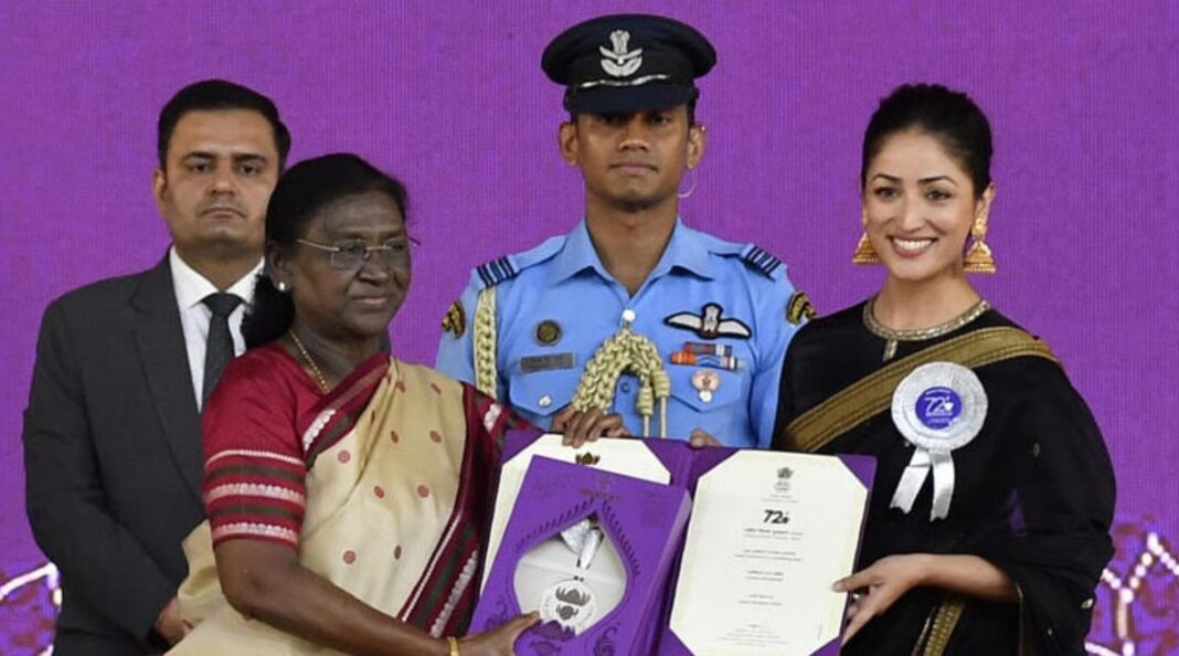 Yami Gautam receives the Best Actress award at the National Film Awards