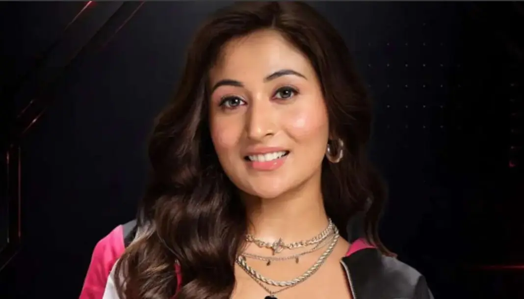 Shreya Kalra after winning Lock Upp Season 2 and discussing Bollywood dreams